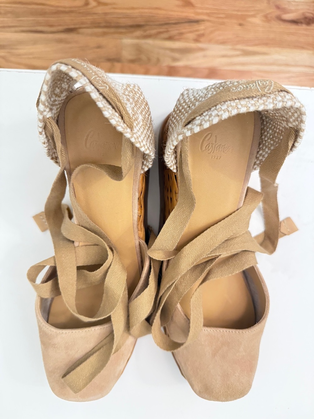 Castaner Woven Block Heel Mules Beige Suede EU 40